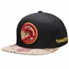 Mitchell & Ness NBA Choco Camo HWC Atlanta Hawks Snapback Cap - HHSS1101-AHAYYPPPBLCK