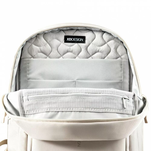 XD Design Bobby Elle Batoh - P705.225