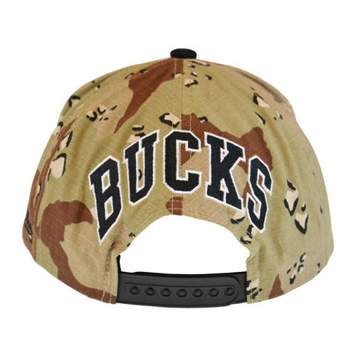 Mitchell & Ness NBA Milwaukee Bucks Choco Camo Snapback Cap - HHSS1101-MBUYYPPPCAMO